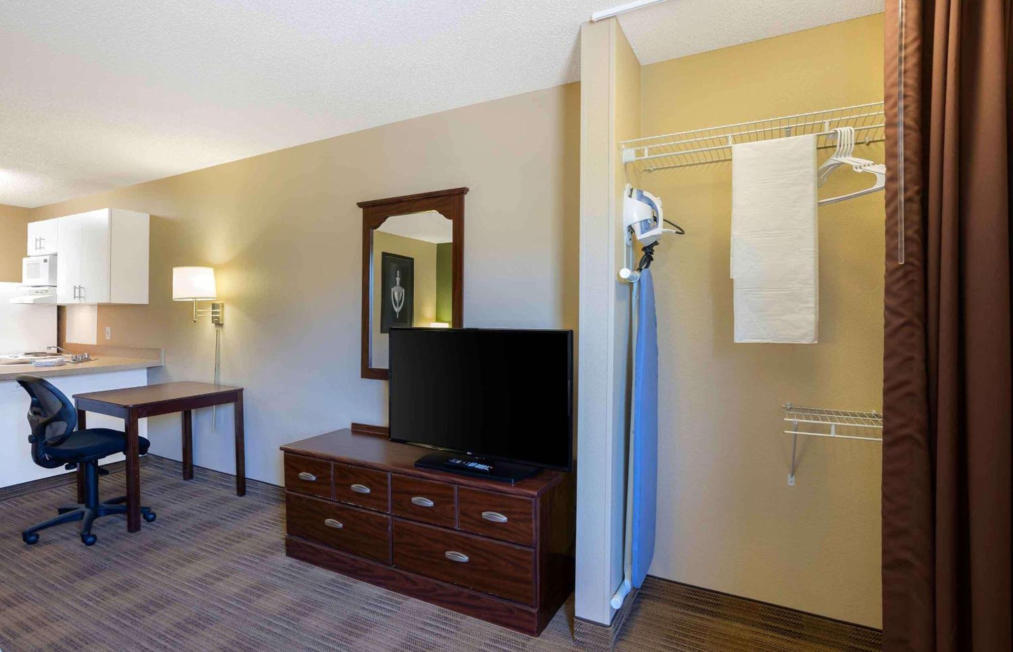 Extended Stay America Select Suites - Springfield - South Εξωτερικό φωτογραφία
